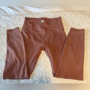 Vuori clean elevation leggings